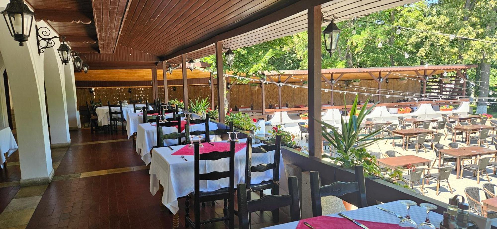 Ilinca Hotel Jupiter Exterior photo
