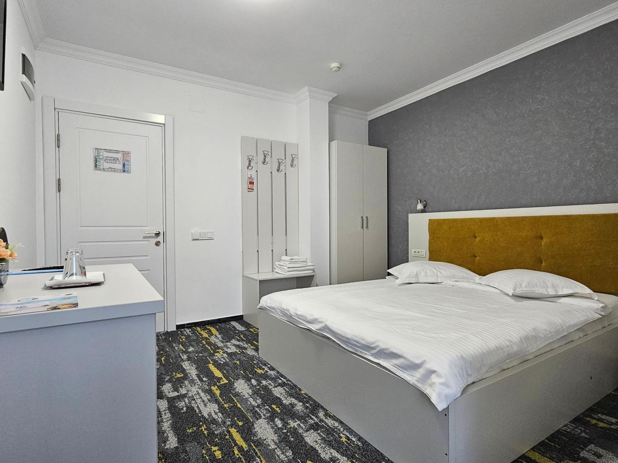 Ilinca Hotel Jupiter Exterior photo